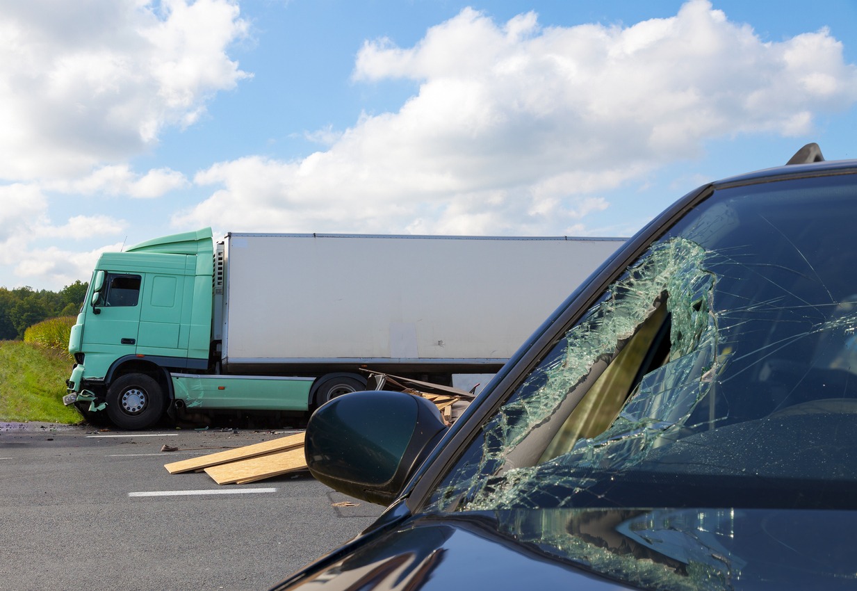 Fredericksburg, TX – Injuries Reported in Accident on N State Highway 16