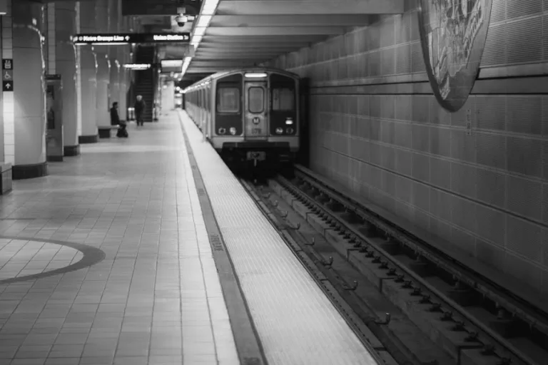 Cleburne, TX – One Injured in N Main St (TX-174) Collision