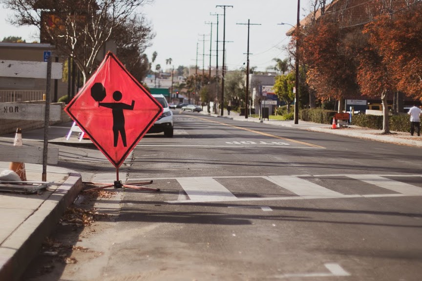 San Antonio, TX – Man Struck by Vehicle on Huebner Rd