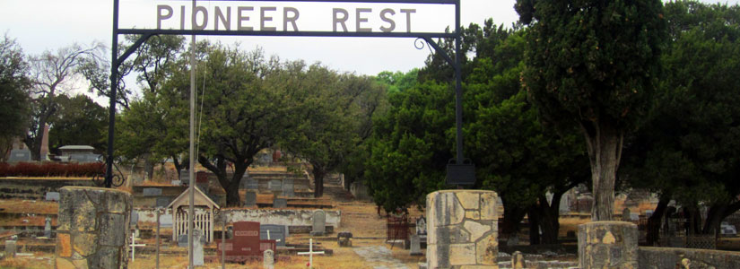pioneer-rest-cemetary-view