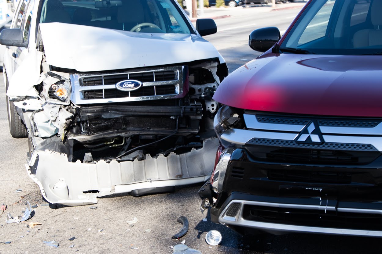 Buda, TX - Two Hurt in Car Accident on I-35