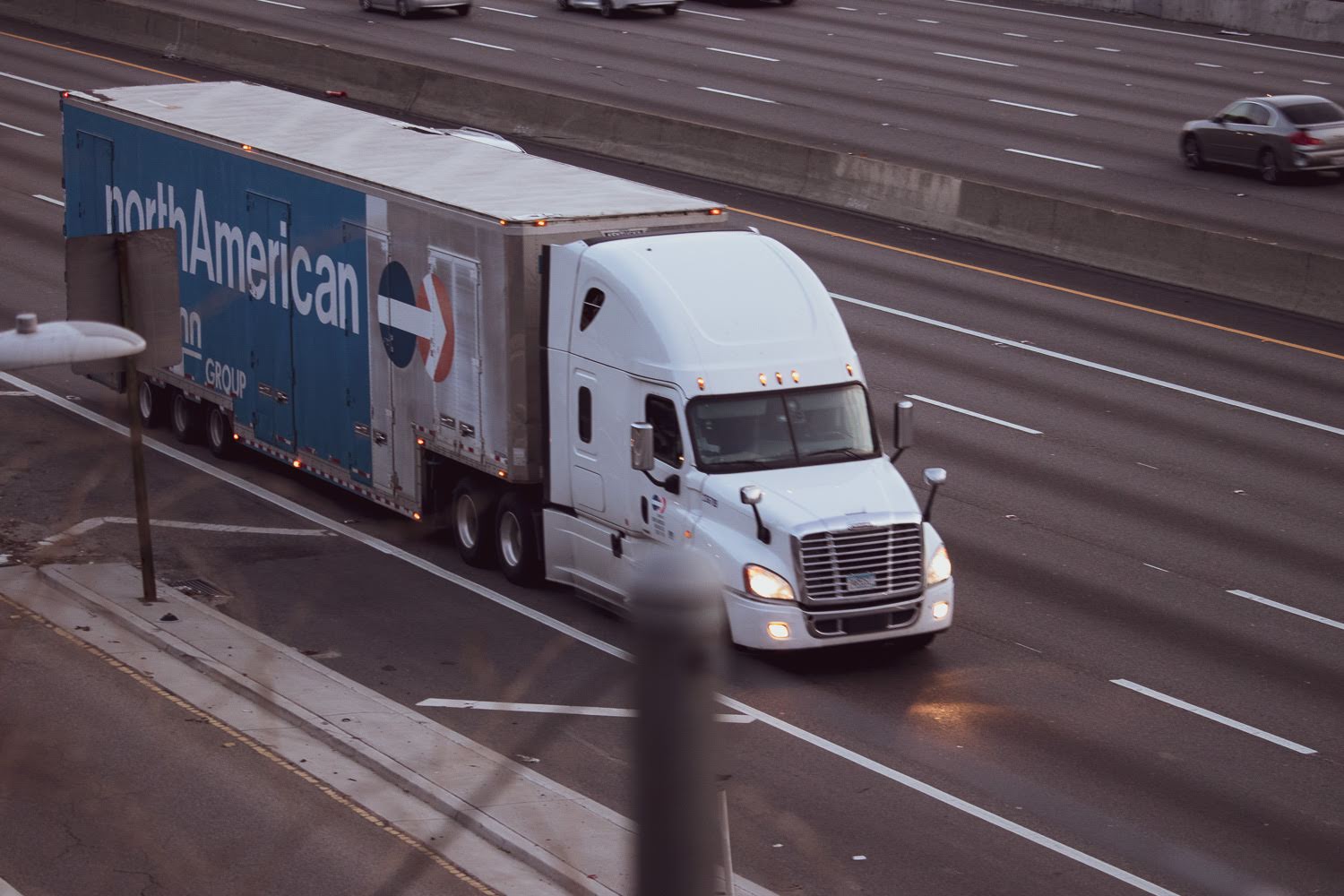 Henderson, TX - Fatality in Semi-Truck Accident at TX-571 & CR 424