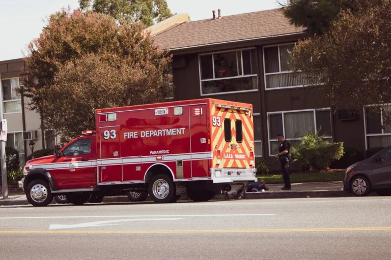 Houston, TX - Man Dies in Hit-&-Run at Long Point Rd & Antoine Dr