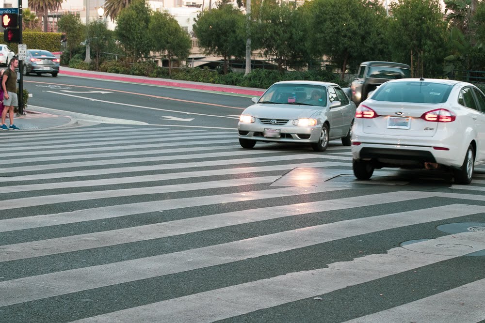 Dallas, TX - Pedestrian Crash Kills Two at Spring Valley & Esperanza Rd